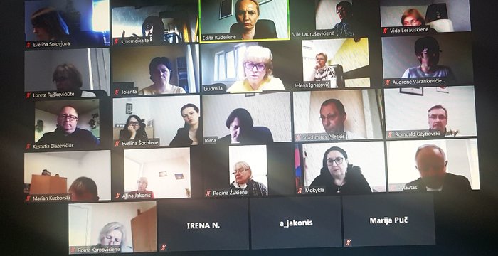  Rajono mokyklos pačios spręs, kaip baigti šiuos mokslo metus  