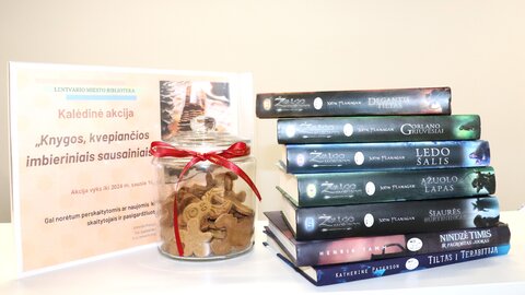 Lentvario miesto bibliotekoje vyko akcija „Knygos, kvepiančios imbieriniais sausainiais“