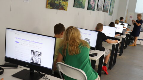Lentvario bibliotekoje – edukacija „Kas yra QR kodas?“