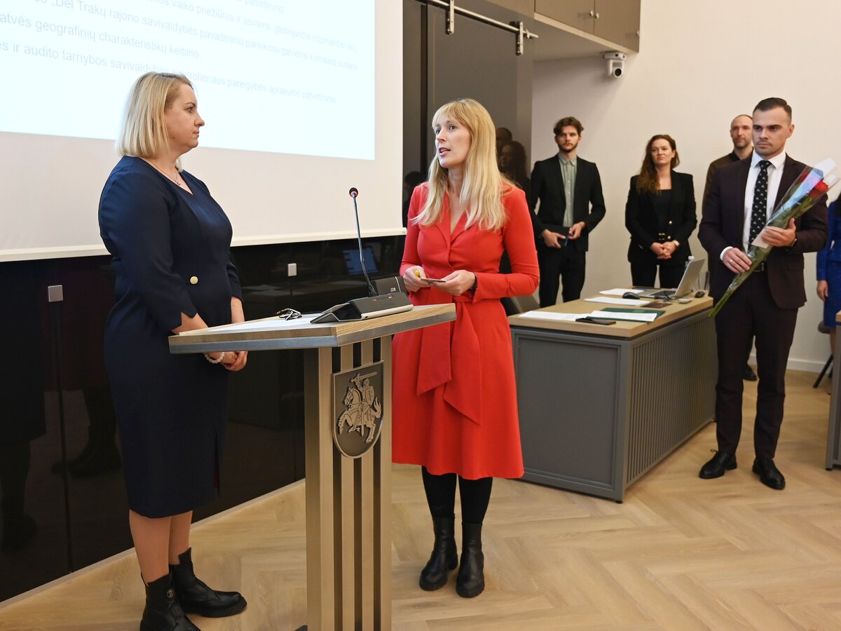 Prisiekė nauji Trakų rajono savivaldybės tarybos nariai | Trakų rajono ...