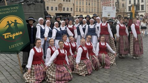 Rykantų šokėjai tarptautiniame festivalyje Prahoje garsino Trakų kraštą ir Lietuvą